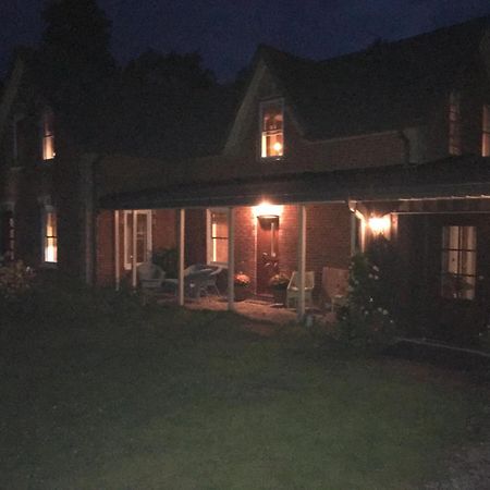 Sawyer'S Creek Bed And Breakfast Algonquin Highlands Εξωτερικό φωτογραφία