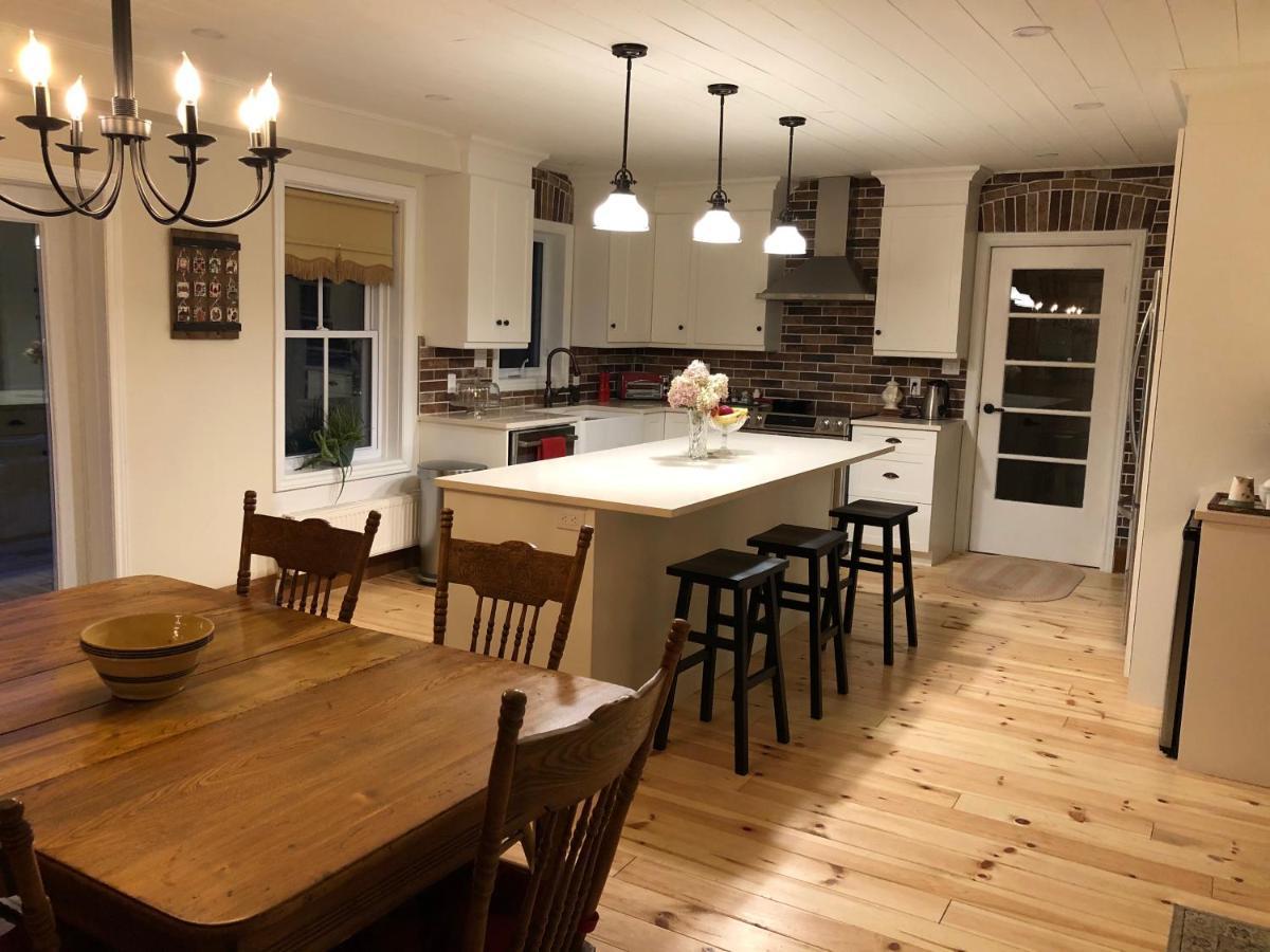 Sawyer'S Creek Bed And Breakfast Algonquin Highlands Εξωτερικό φωτογραφία